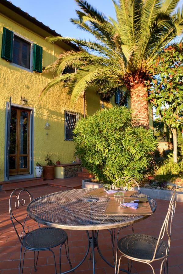 Agriturismo Podere Rondinaio Лампореккьо Экстерьер фото
